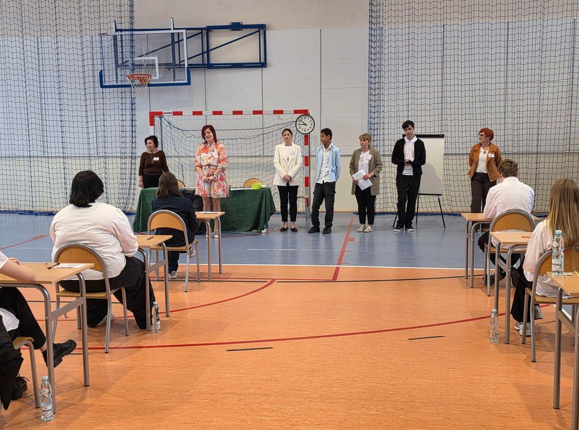 Wyniki egzaminu ósmoklasisty 2026 z matematyki. Jak wypadamy w porównaniu z innymi? Wyniki egzaminu ósmoklasisty 2026 z matematyki. Jak wypadamy w porównaniu z innymi?