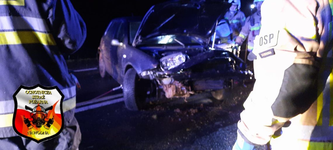 Wypadek na mokrej i śliskiej nawierzchni Wypadek na mokrej i śliskiej nawierzchni