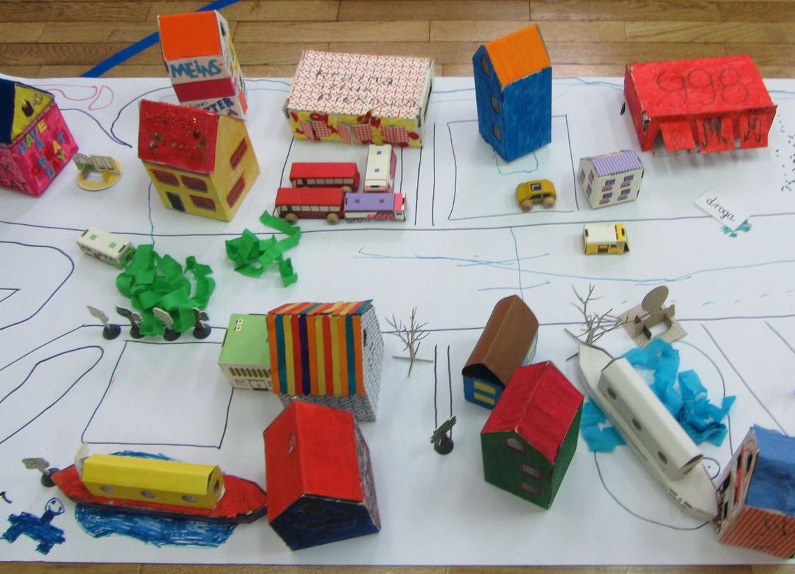 Wystawa przestrzenna "Nasze miasto" Wystawa przestrzenna "Nasze miasto"