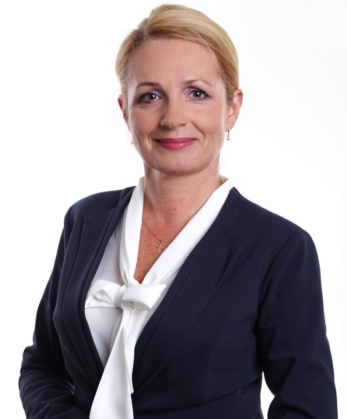 Wywiad z kandydatką na burmistrza Cedyni Gabrielą Kotowicz Wywiad z kandydatką na burmistrza Cedyni Gabrielą Kotowicz