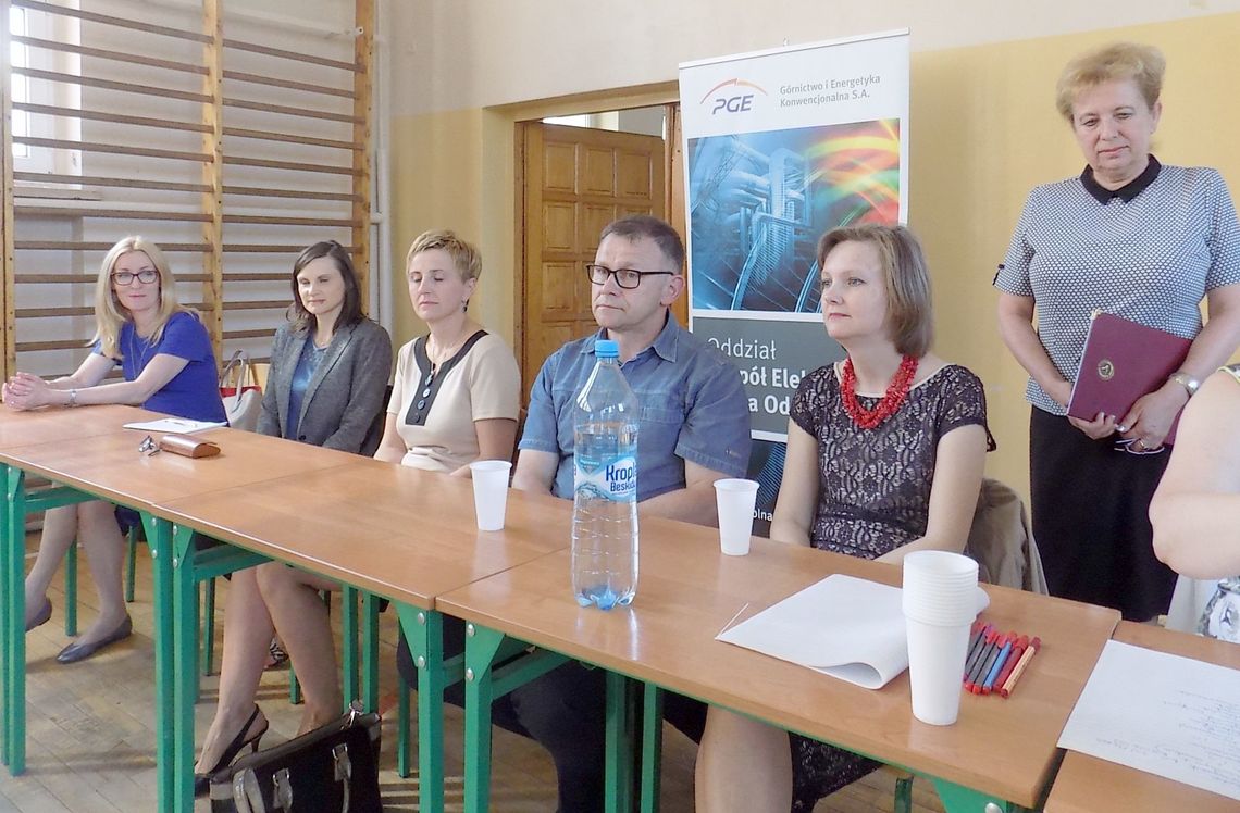 X Gryfińskie Dyktando o tytuł gryfińskiego mistrza ortografii 2019 X Gryfińskie Dyktando o tytuł gryfińskiego mistrza ortografii 2019