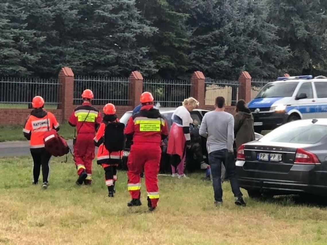 Z kamerą termowizyjną i psem tropiącym szukają zaginionego pana Sebastiana Z kamerą termowizyjną i psem tropiącym szukają zaginionego pana Sebastiana