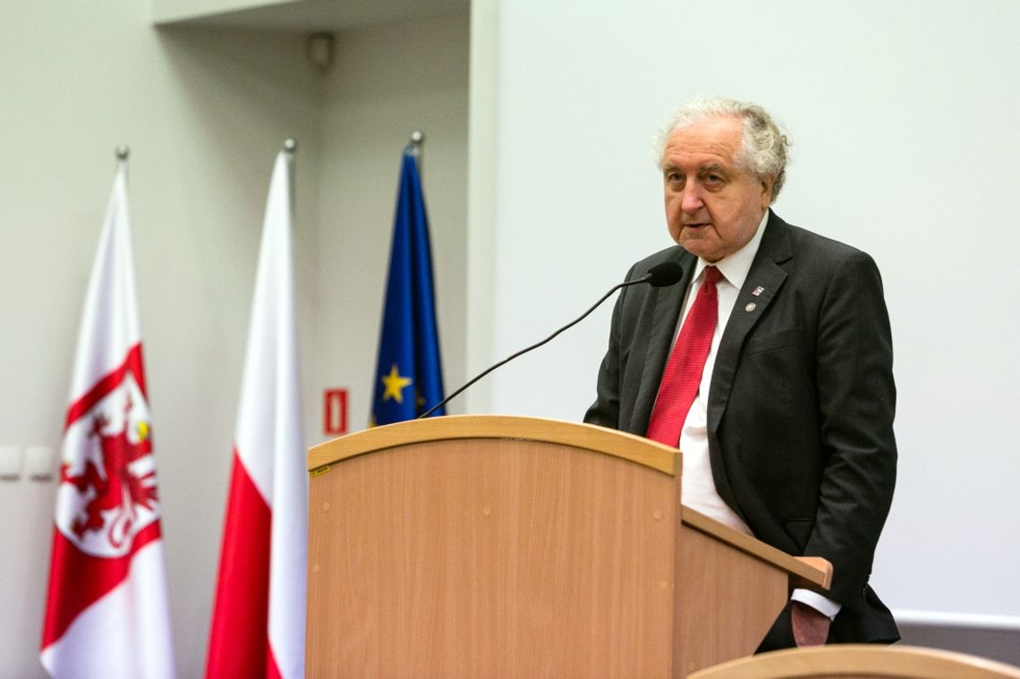 Z okazji 25. rocznicy uchwalenia Konstytucji Rzeczypospolitej Polskiej