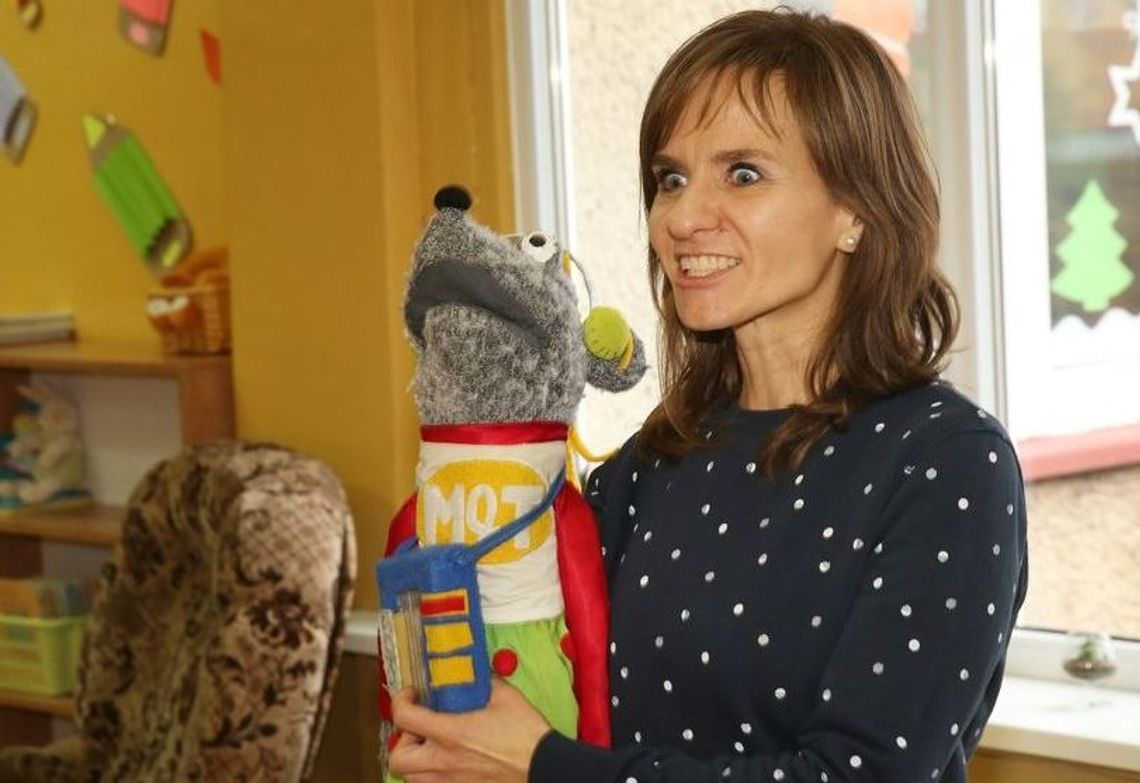 Z pasją animuje lalki i przedmioty