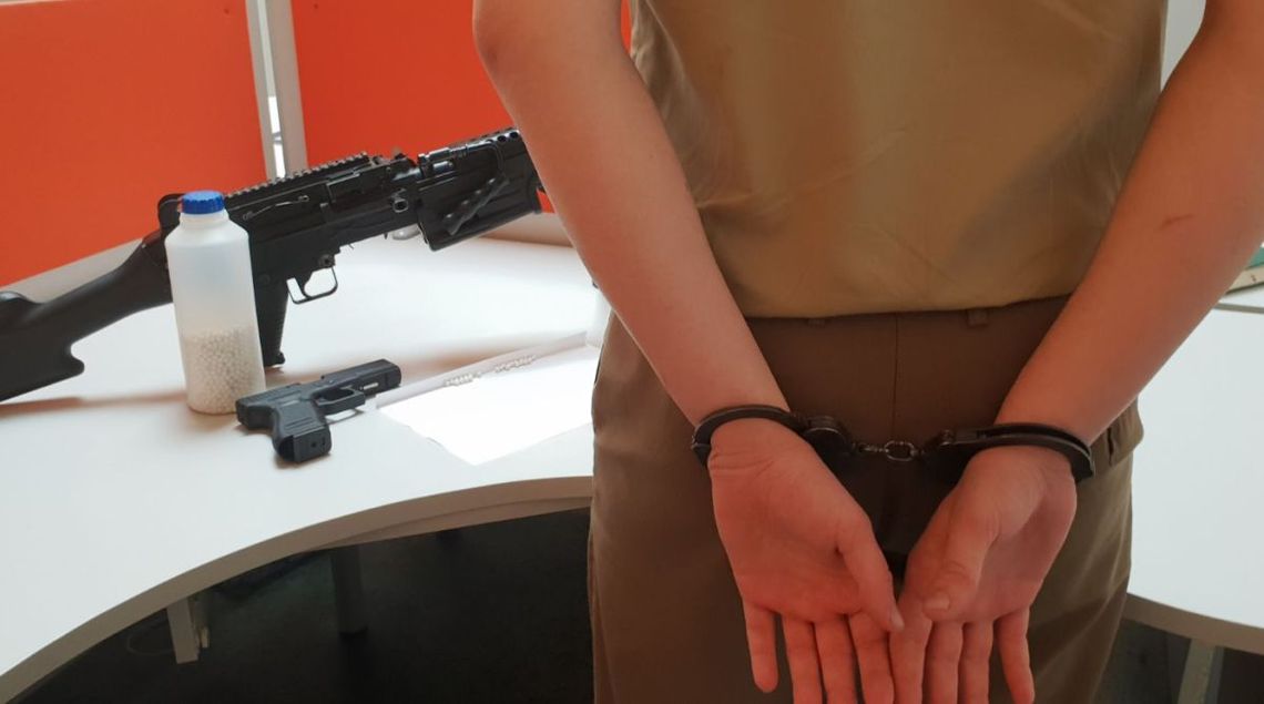 Z tej broni strzelał do kolegów Z tej broni strzelał do kolegów