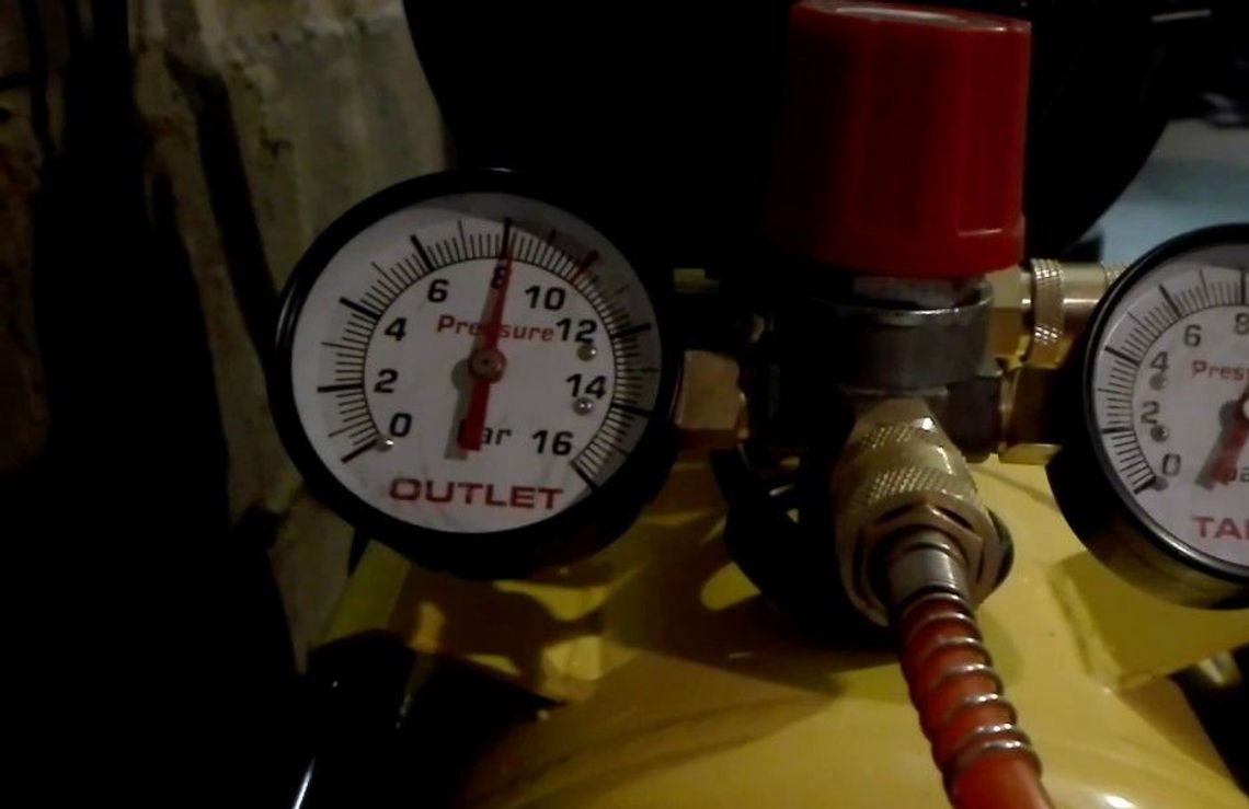 Z zakładu wynieśli taki kompresor Z zakładu wynieśli taki kompresor