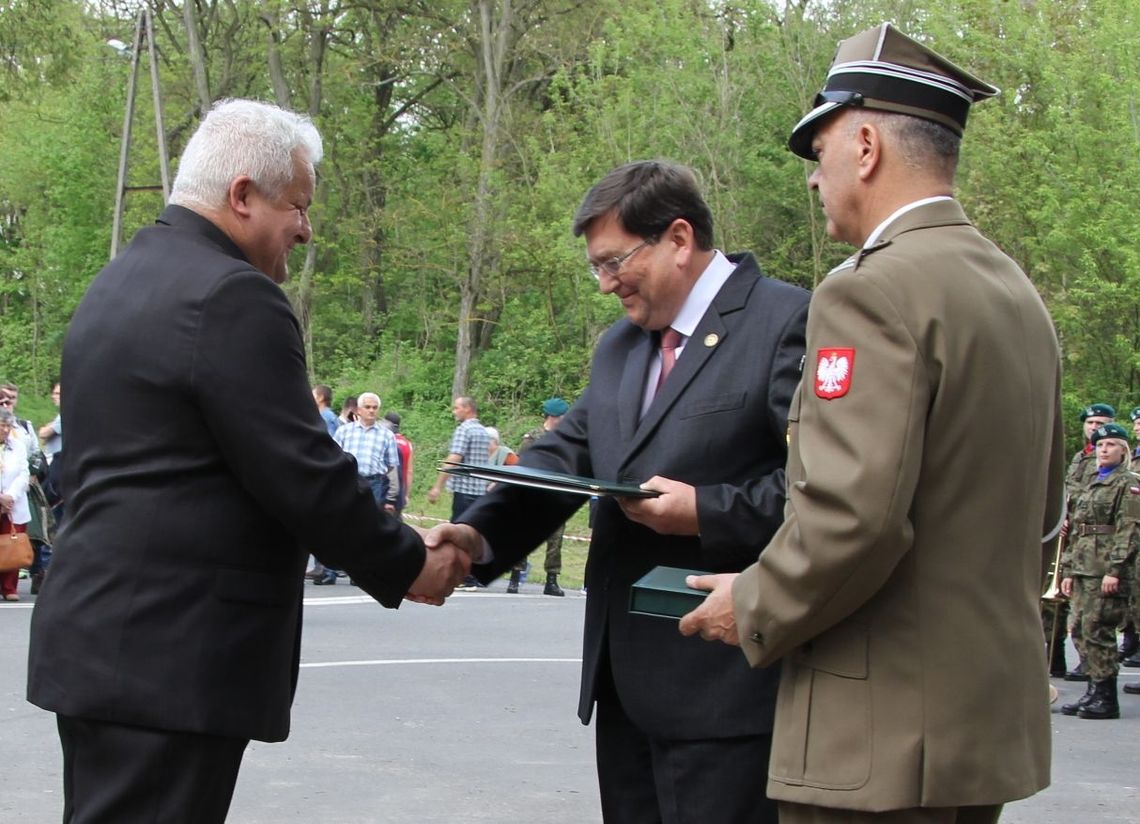 Za co burmistrz dostał ryngraf