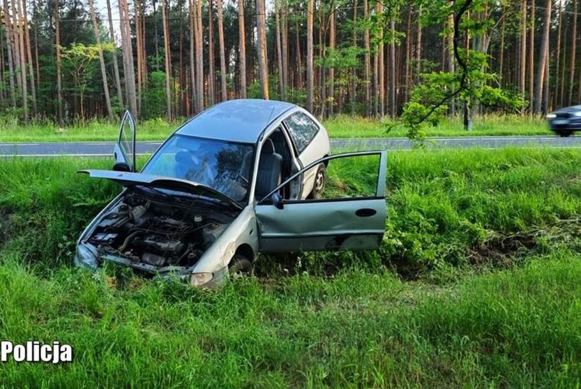 Za szybko jechał i nie wyrobił...