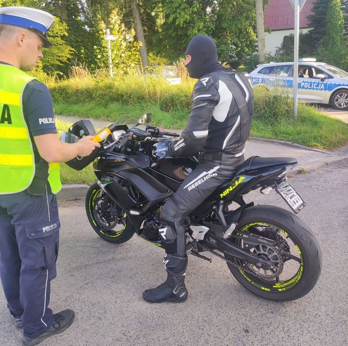 Zabrali mu dowód, bo głośno "pierdział". Popełnił najczęstsze błędy motocyklistów