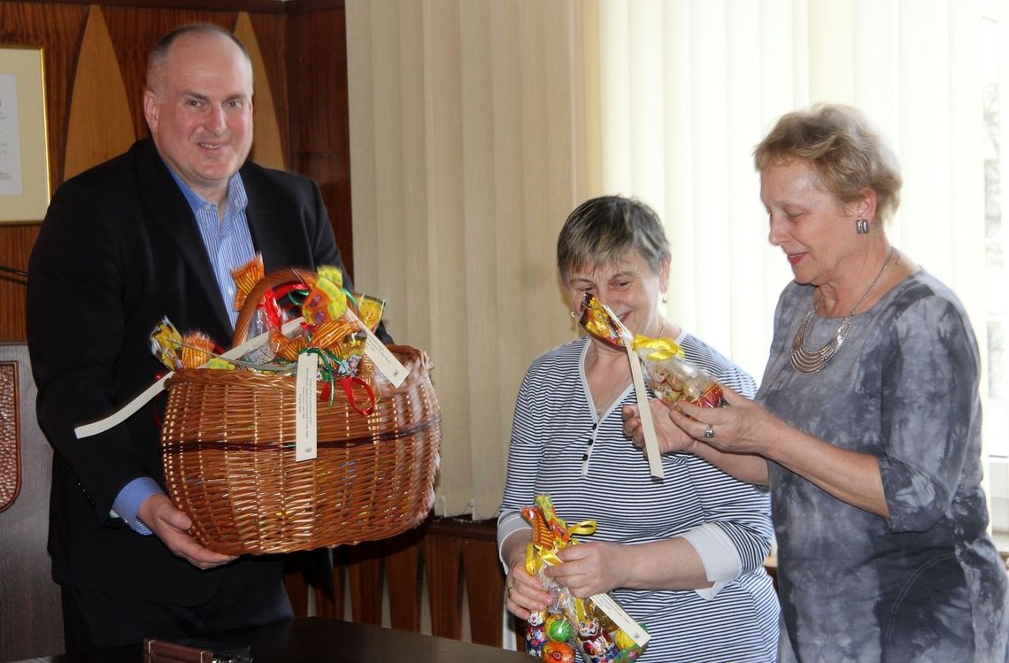 Zające przykicały do urzędu Zające przykicały do urzędu