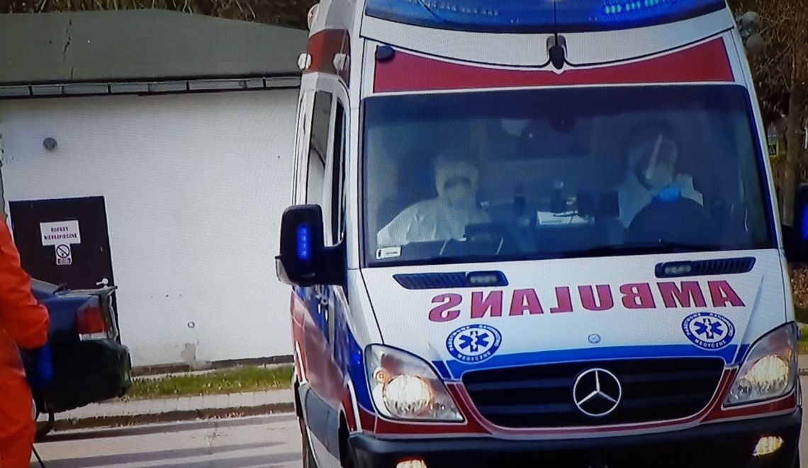 Zakażeni pensjonariusze i osoba z personelu zostali przewiezieni do szpitala jednoimiennego na Arkońskiej w Szczecinie