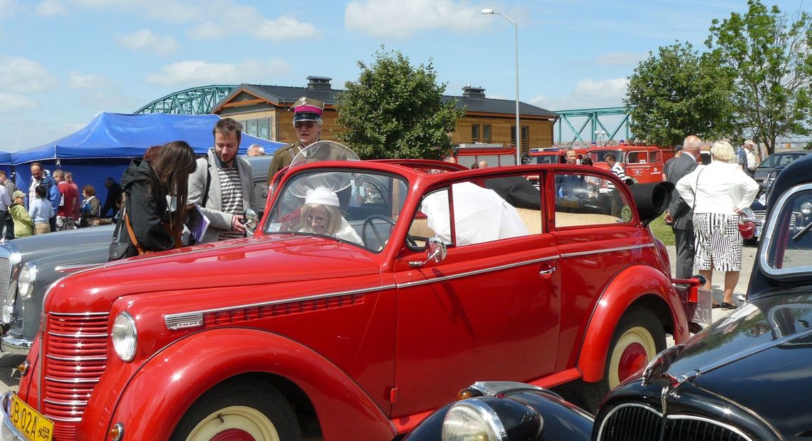 Zakochani w pojazdach z duszą Zakochani w pojazdach z duszą