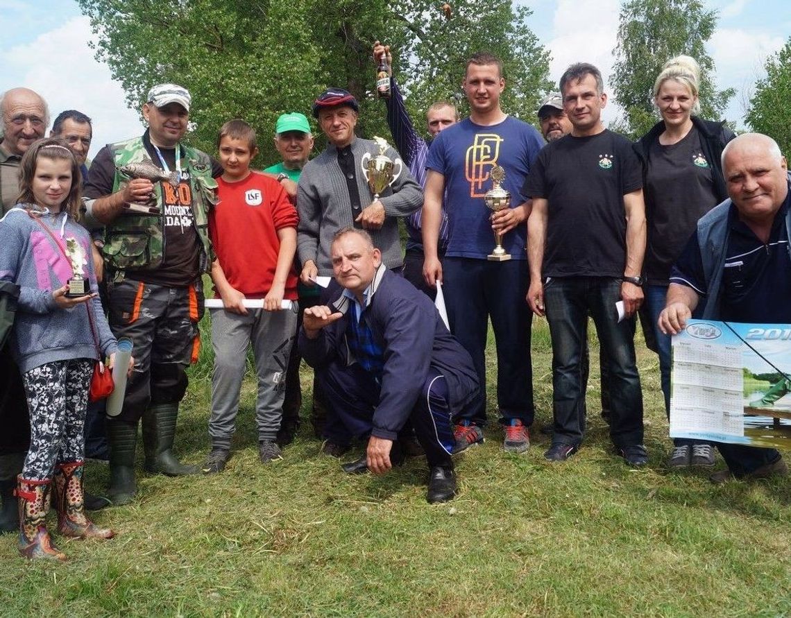 Zakończono strażaków zawody, a ryby wróciły do wody Zakończono strażaków zawody, a ryby wróciły do wody