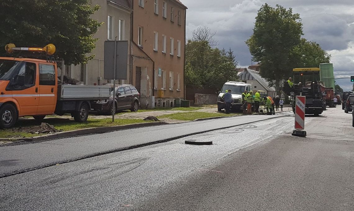 Zakorkowane Gryfino. Łatają Łużycką Zakorkowane Gryfino. Łatają Łużycką