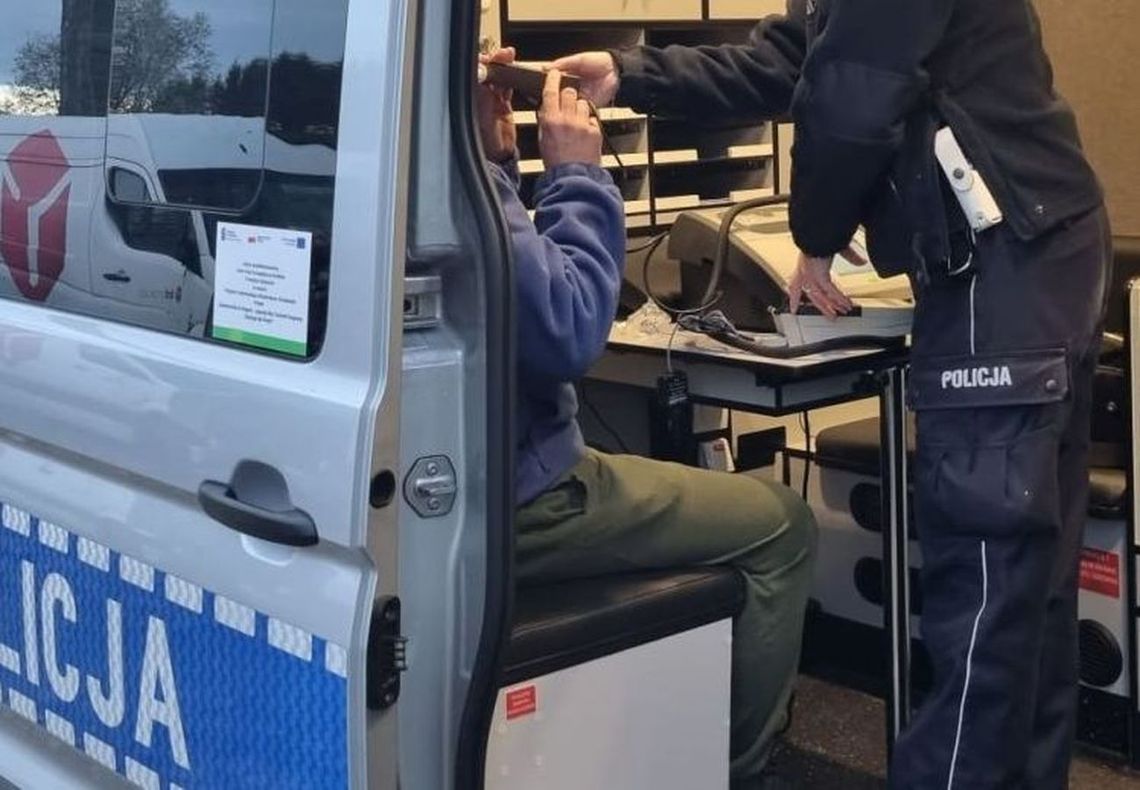 Zaliczył podwójną wpadkę. Kara go nie minie Zaliczył podwójną wpadkę. Kara go nie minie