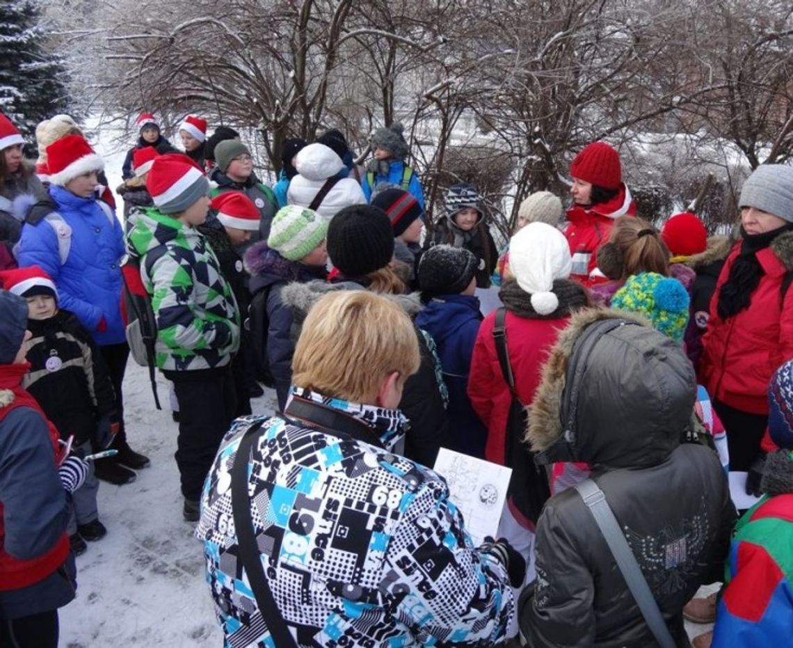 Załóż coś czerwonego i przyjdź na rajd Załóż coś czerwonego i przyjdź na rajd
