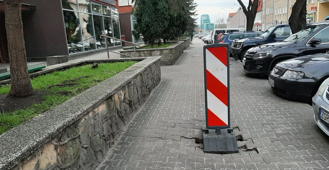 Zapadł się chodnik