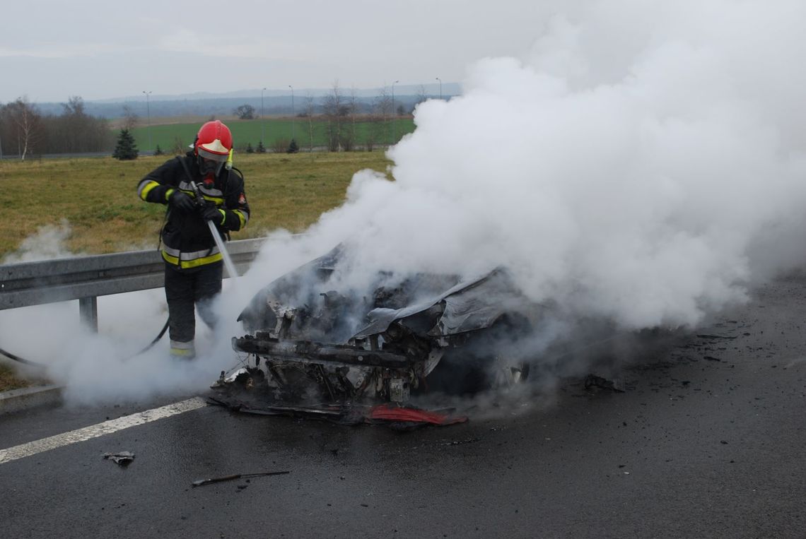 Zapalił się samochód