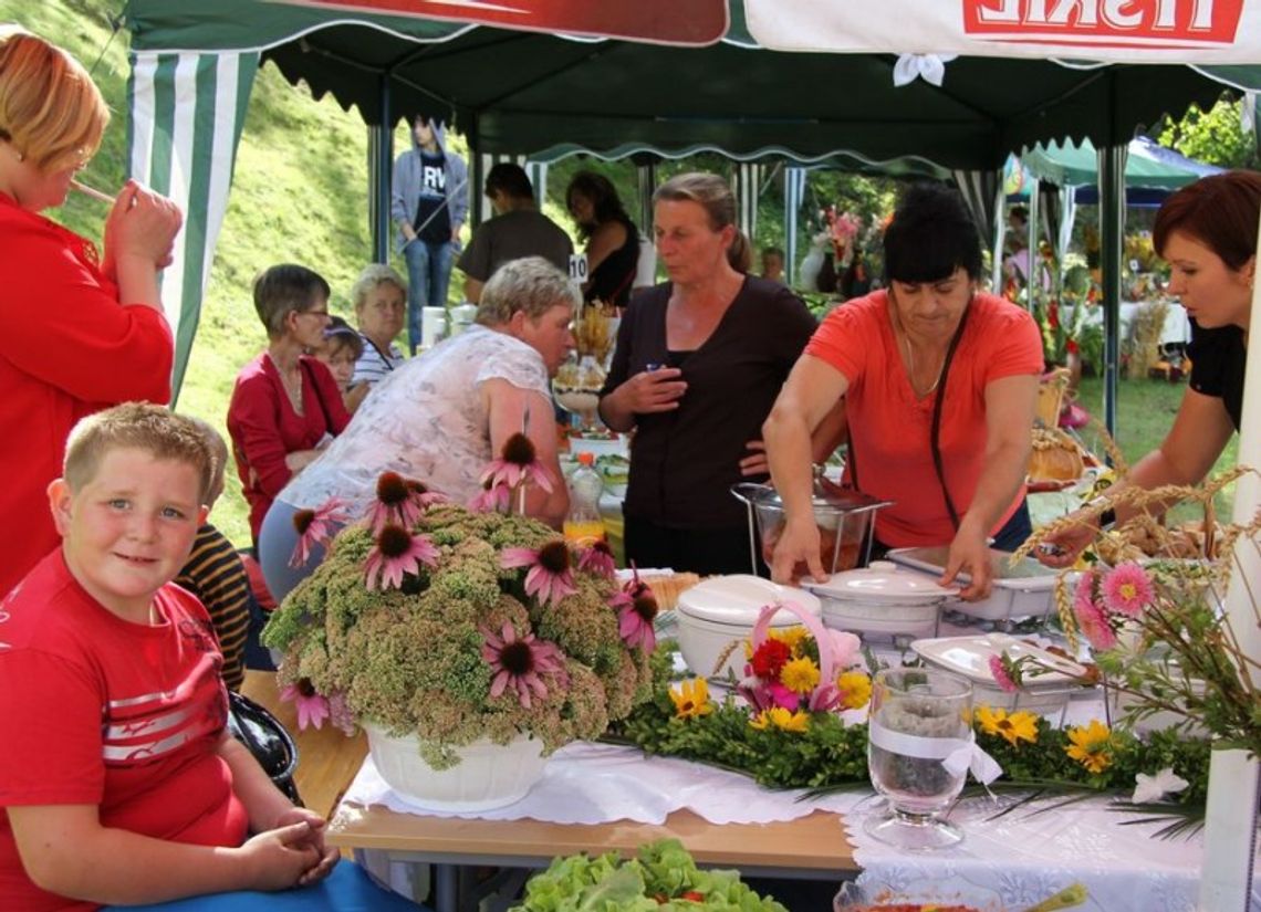 Zapraszają na dożynki do Lubiechowa Górnego Zapraszają na dożynki do Lubiechowa Górnego