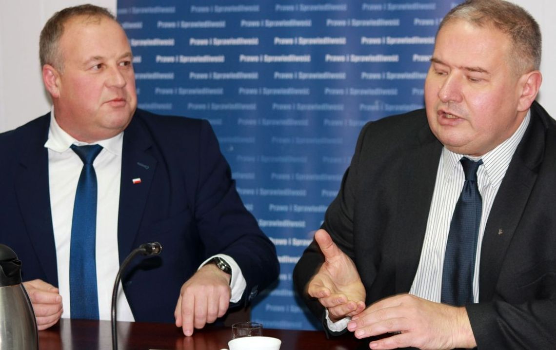 Zapraszają na spotkanie z trzema posłami Zapraszają na spotkanie z trzema posłami