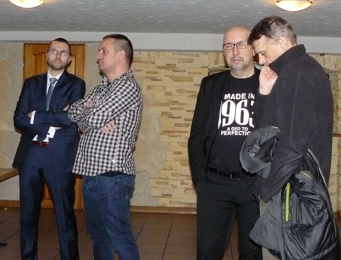 Zaprosił. Nie przyszedł. Zaprosił. Nie przyszedł.