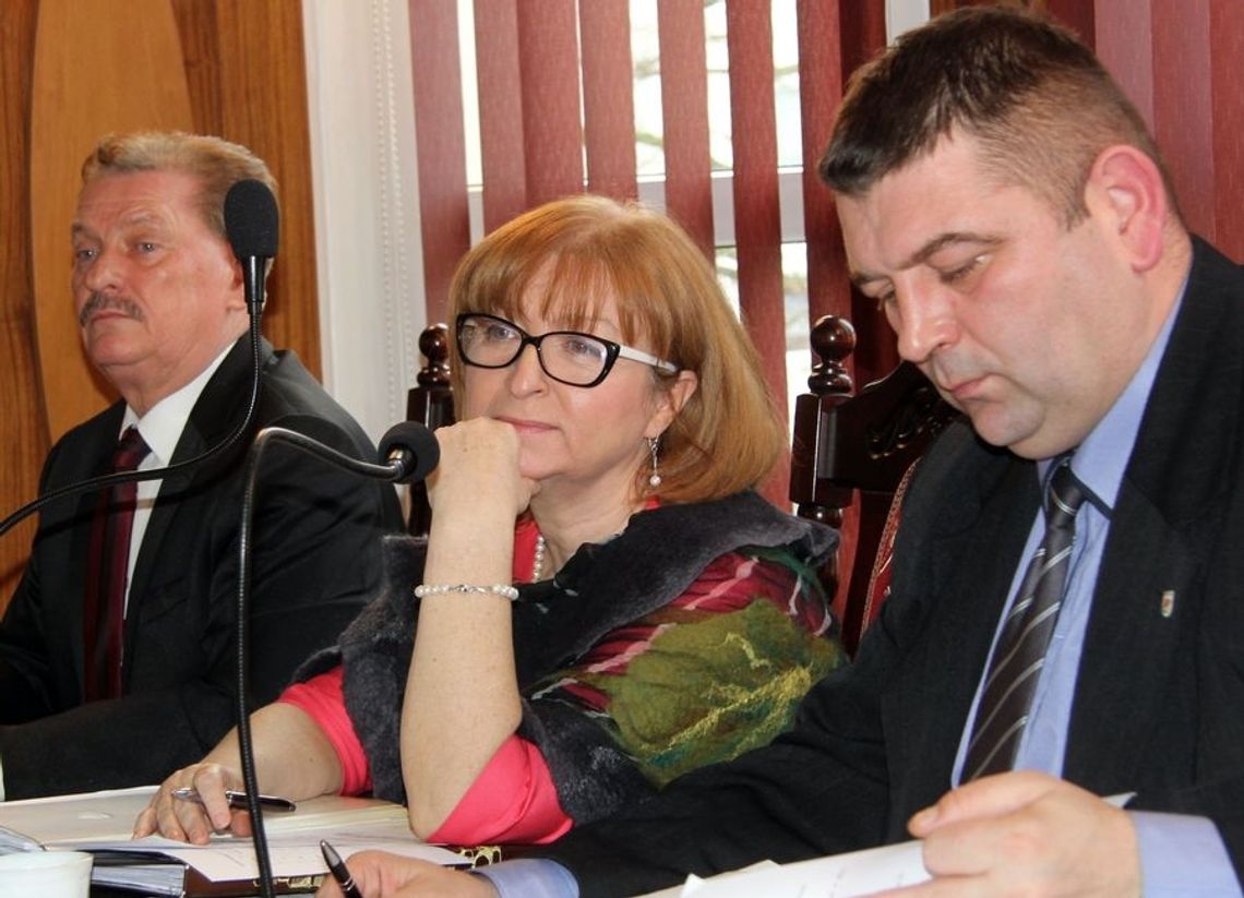 Zapytaliśmy o sto dni Zapytaliśmy o sto dni