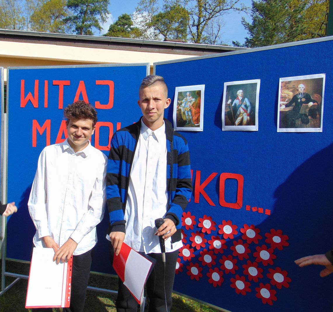 Zatańczyli poloneza [WIDEO]