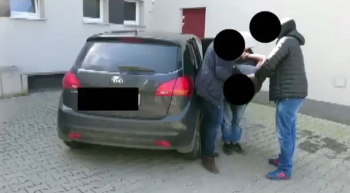 Zatrzymali go tuż po kradzieży rozbójniczej