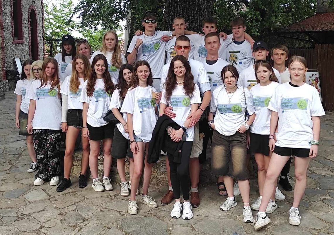 Zawodowe umiejętności zdobywali w kuchni, w ogrodzie, wśród roślin i receptur. Greckie praktyki