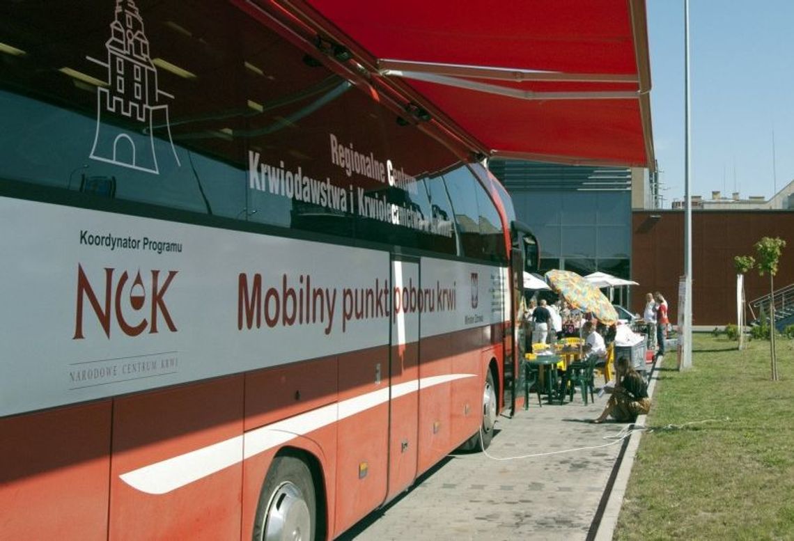 Zbieramy krew dla Polski - akcja w Gryfinie Zbieramy krew dla Polski - akcja w Gryfinie