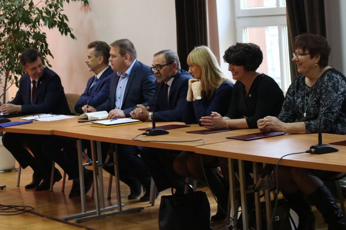 Zbiorą się aby wybrać komisje Zbiorą się aby wybrać komisje