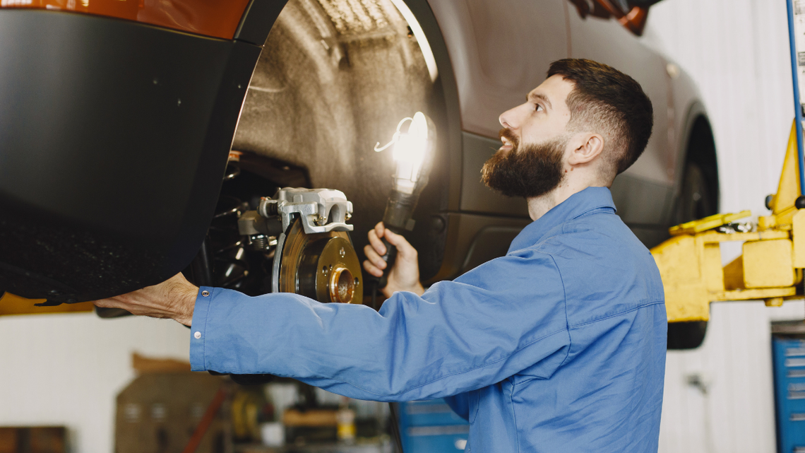 Jeśli niedługo masz termin przeglądu samochodu, to zrób go teraz. Będzie drożej Jeśli niedługo masz termin przeglądu samochodu, to zrób go teraz. Będzie drożej