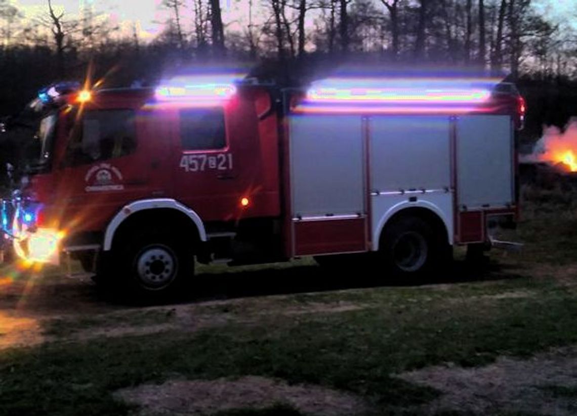 Zdążyli się ewakuować. Jedna osoba trafiła do szpitala Zdążyli się ewakuować. Jedna osoba trafiła do szpitala