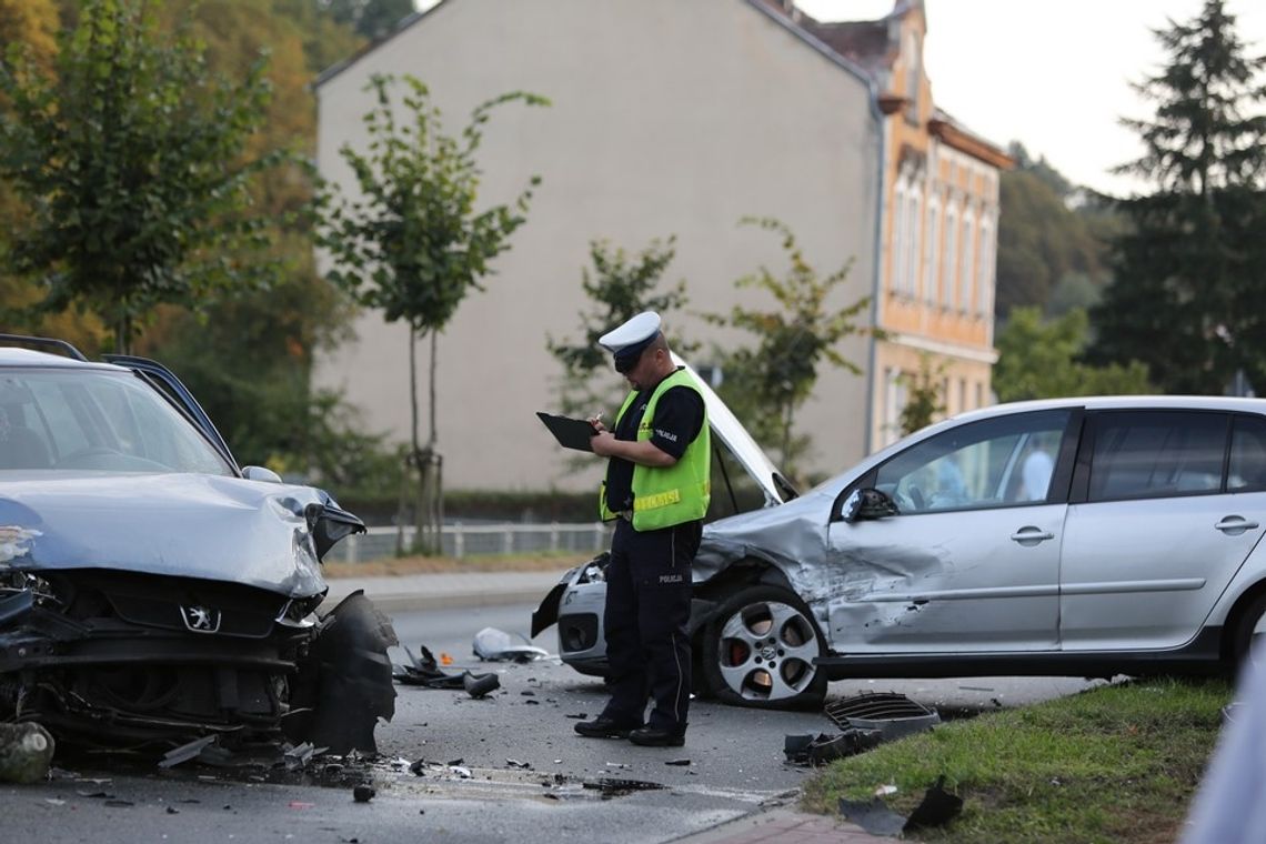 Zderzyły się trzy auta Zderzyły się trzy auta