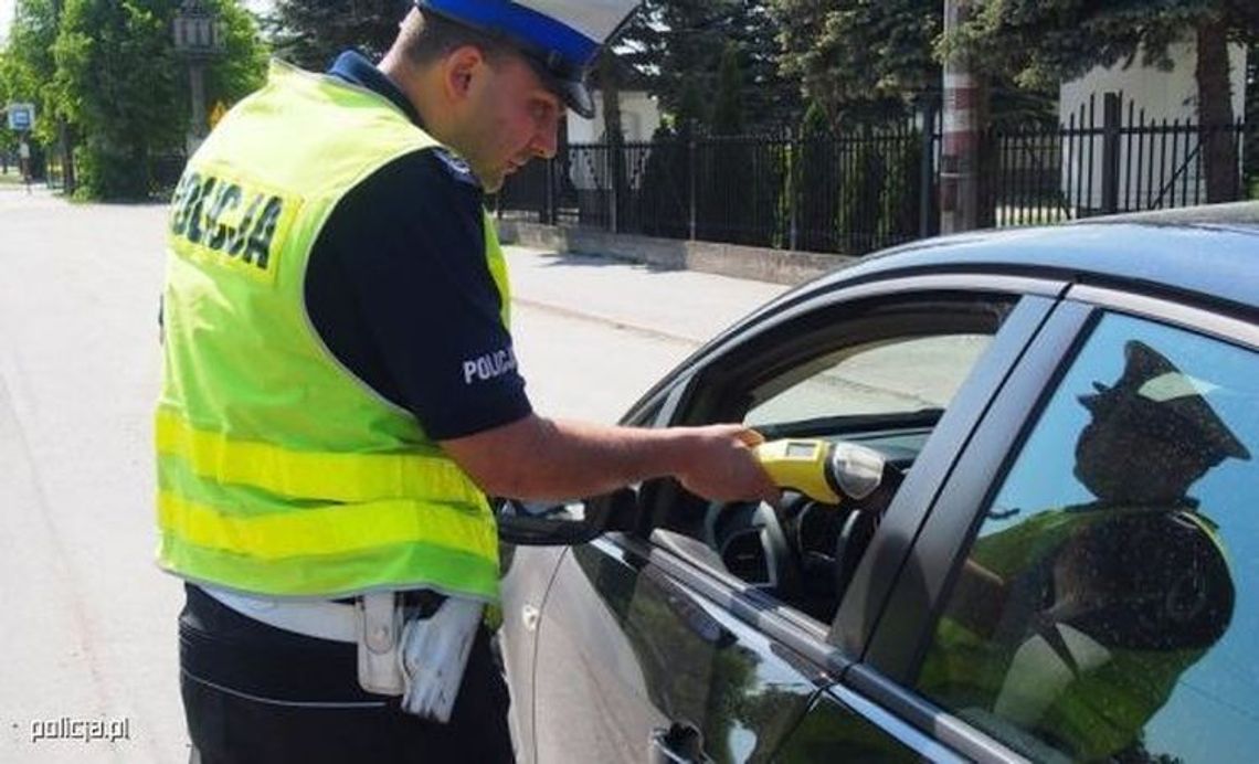 Zdziwili się gdy dmuchnął w alkomat Zdziwili się gdy dmuchnął w alkomat