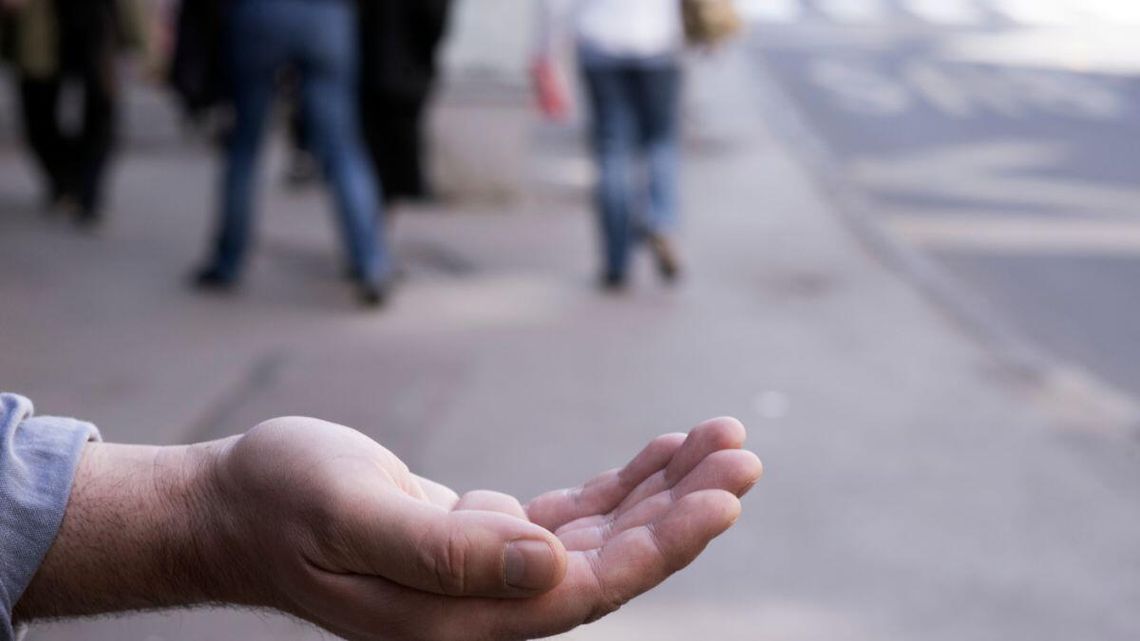 Kazali żebrać swoim dzieciom. Żebractwo to szansa dla rodzin na utrzymanie, czy wykorzystywanie dzieci?