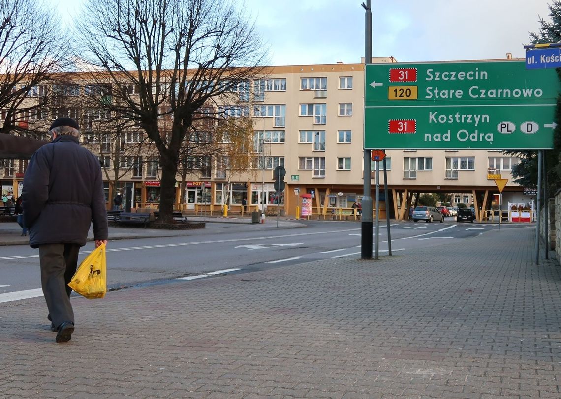 Zeetje podciął lampę. Energetycy odetną prąd w centrum Gryfina Zeetje podciął lampę. Energetycy odetną prąd w centrum Gryfina