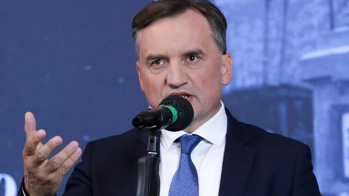 Ziobro i polityczna burza dotycząca azylu na Węgrzech. „Jest skończony politycznie”