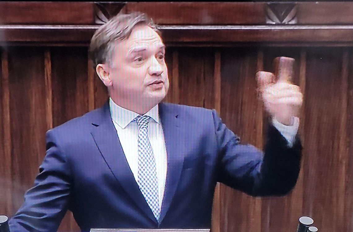 Ziobryści z powiatu w niepewności. Czy mają się o co martwić? Ziobryści z powiatu w niepewności. Czy mają się o co martwić?