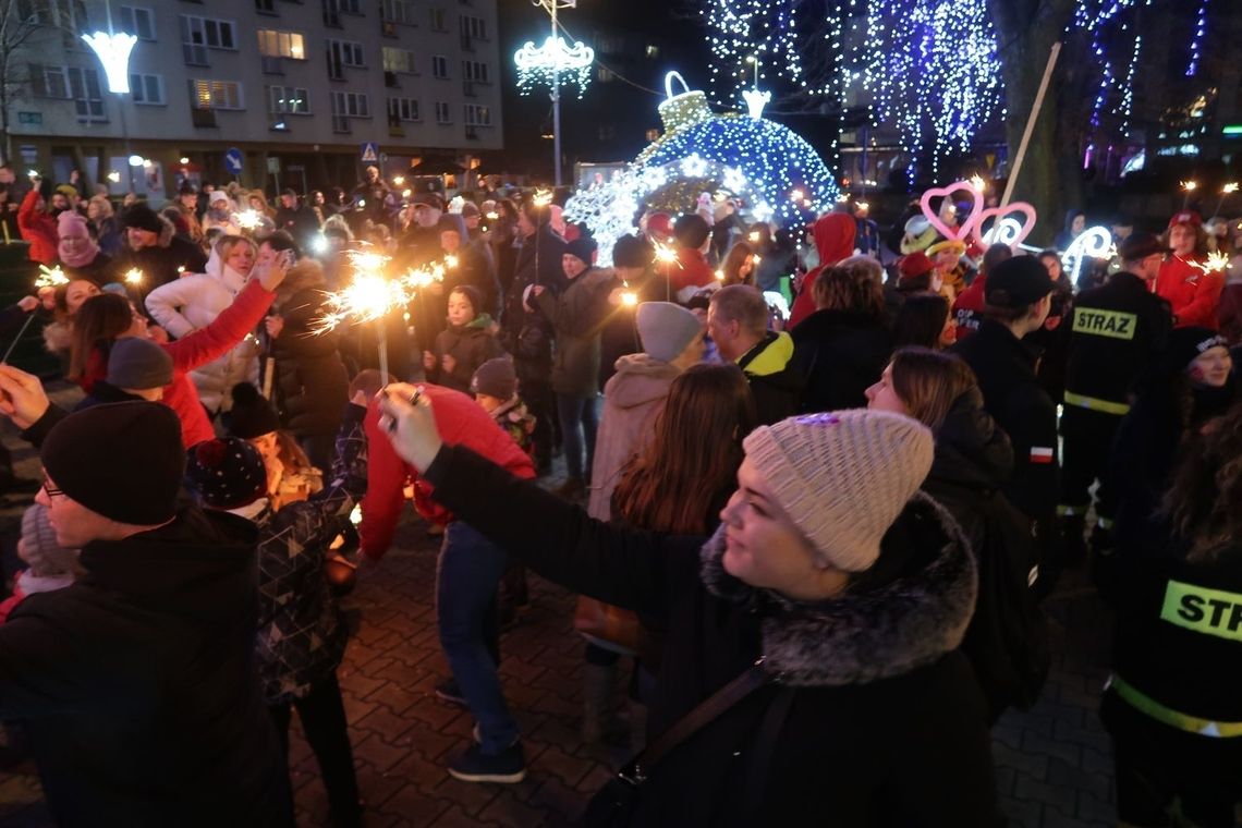 Zjednoczmy się i wyślijmy światełko do nieba! - apeluje gryfiński sztab WOŚP Zjednoczmy się i wyślijmy światełko do nieba! - apeluje gryfiński sztab WOŚP