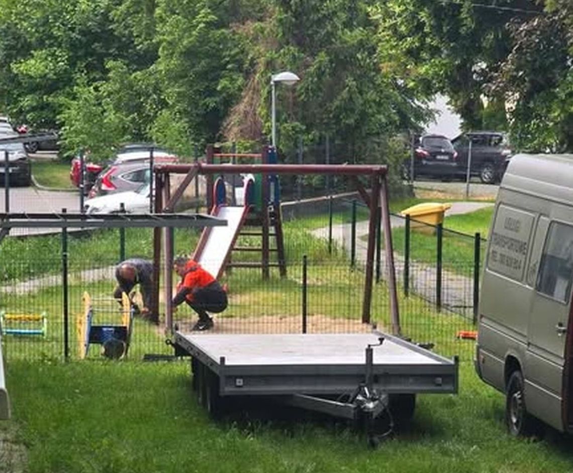 Zlikwidowali plac zabaw. Dlaczego to zrobiono? - dopytuje czytelniczka