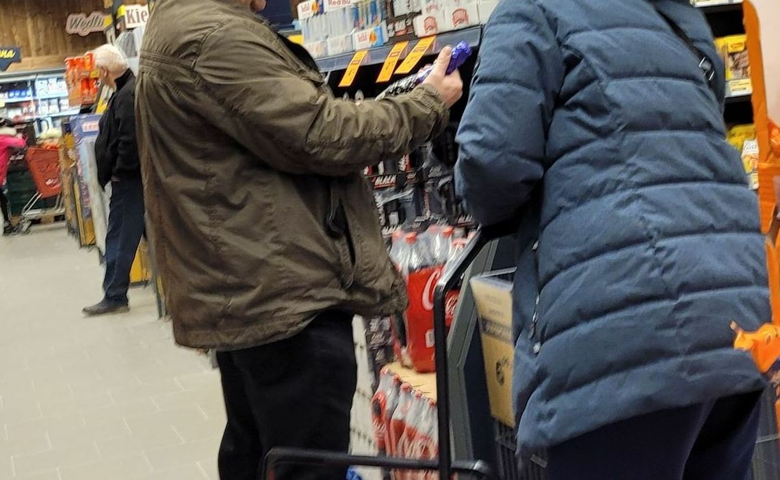 Zmarł podczas próby zatrzymania złodzieja alkoholu