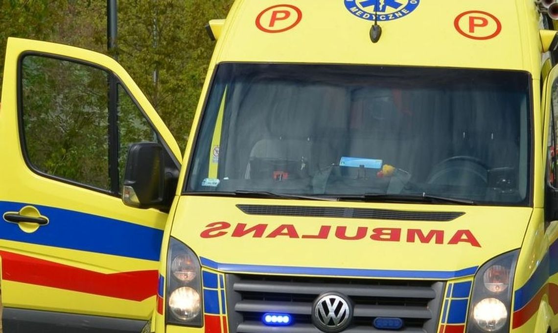 Zmarła nagle w parku Zmarła nagle w parku