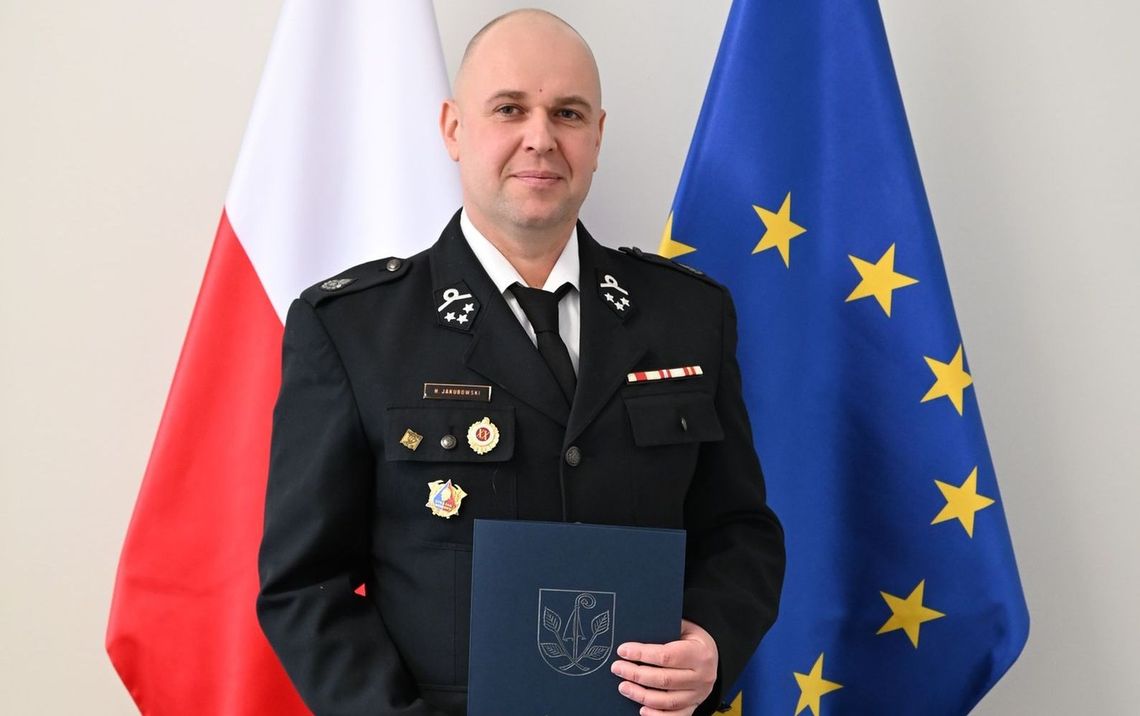 Zmiana warty w gminnej straży pożarnej. Hubert Jakubowski nowym komendantem gminnym