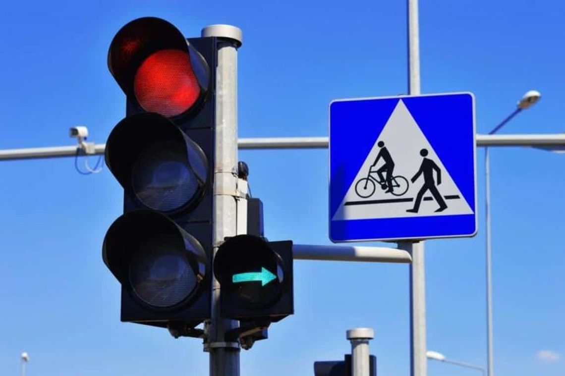 Kierowcy szykują się na zmianę. Chodzi o warunkowe zielone światło Kierowcy szykują się na zmianę. Chodzi o warunkowe zielone światło