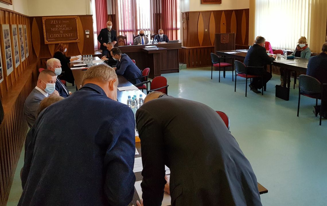 Zmiany tuż przed sesją