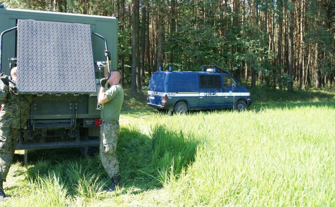 Znaleźli trzy niewybuchy. Czekają na saperów