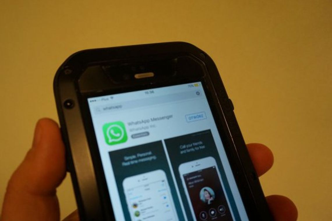 Zniszczył komórkę, okulary i trafił na policję Zniszczył komórkę, okulary i trafił na policję