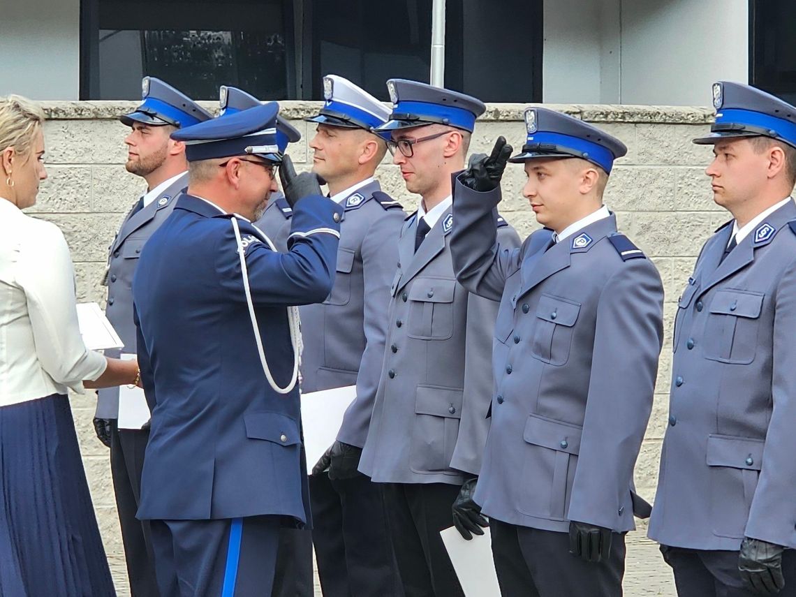 Zobacz powiatowe obchody święta policji i kto awansował? [FOTO, FILM]