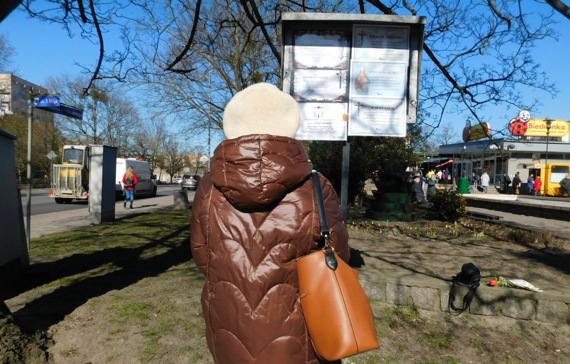 Zostaną odprowadzeni na miejsce wiecznego spoczynku Zostaną odprowadzeni na miejsce wiecznego spoczynku